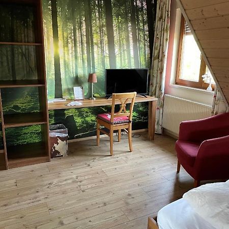 Landgasthof Hirsch Remchingen Buitenkant foto